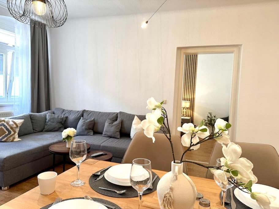 Modern Eingerichtete Wohnung Im Stadtzentrum Zittau Kostenloser Parkplatz ภายนอก รูปภาพ