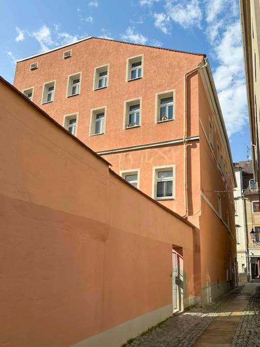 Modern Eingerichtete Wohnung Im Stadtzentrum Zittau Kostenloser Parkplatz ภายนอก รูปภาพ